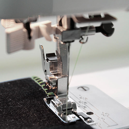 Pie para imitación overlock (Mecánicas)